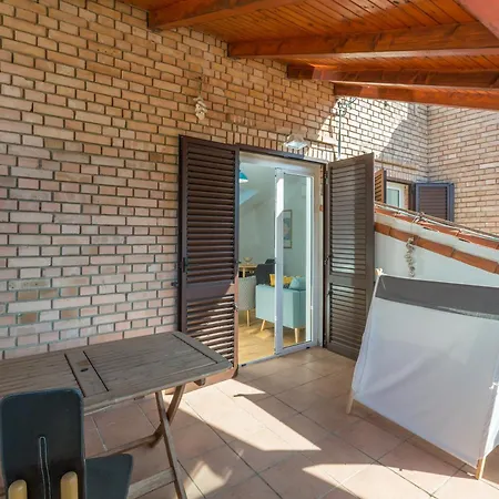Marina Nuova Apartament